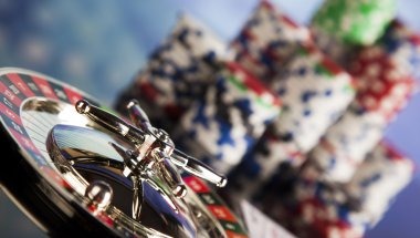 Live-dealer blackjack table on slot 4d